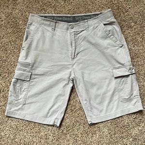 Cargo shorts. SZ 40 waist. Grey